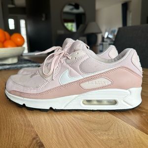 Nike Air Max 90 Shoes Barely Rose Pink White DJ3862-600 Women's Shoes Size 10.5